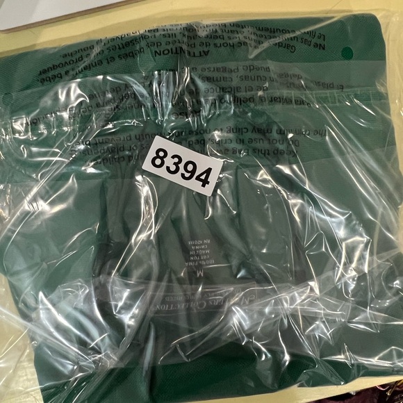 Authentic Genuine Medium Men’s Green Masters Polo Golf Shirt - Picture 9 of 9